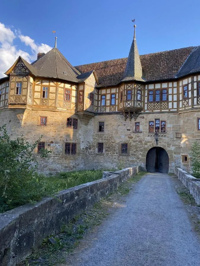 Nyaraló Urlaub Im Wasserschloss Irmelshausen Hochheim Németország
