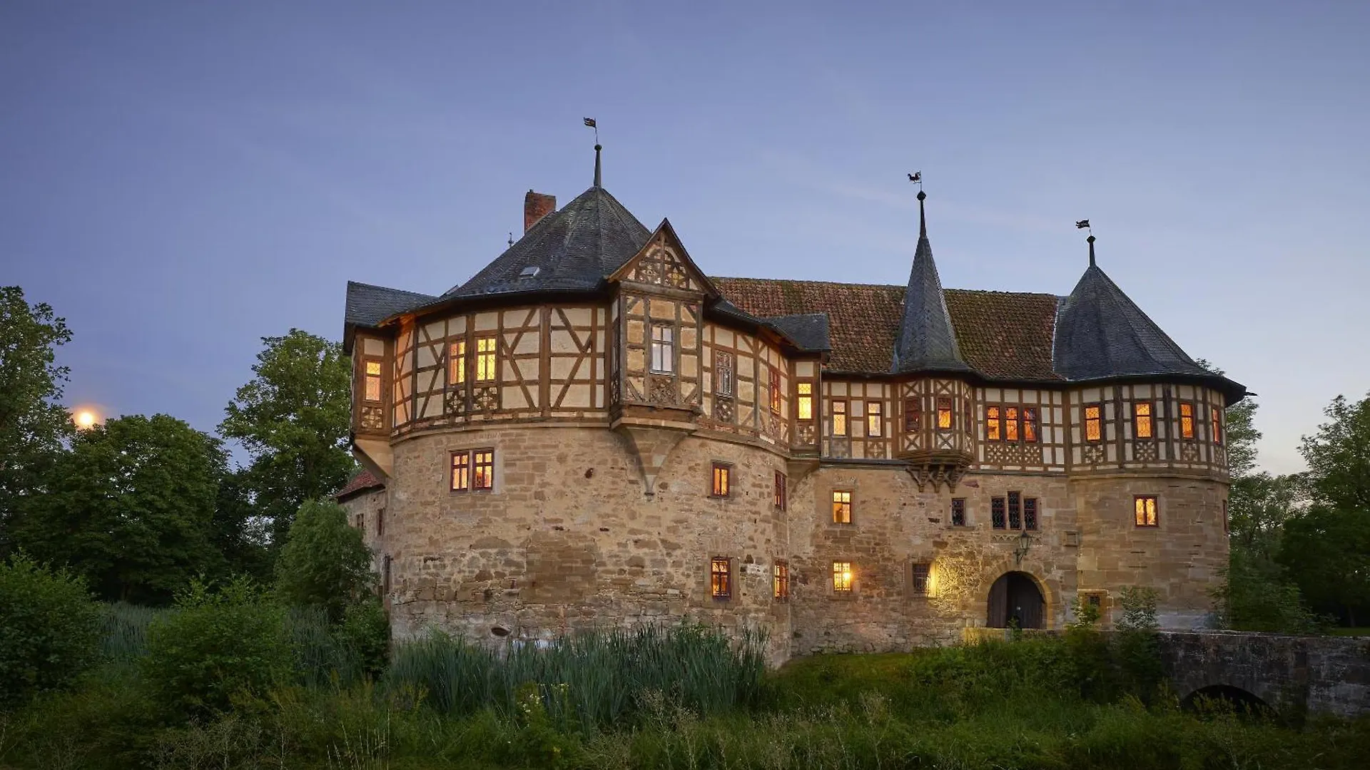 Urlaub Im Wasserschloss Irmelshausen Hochheim